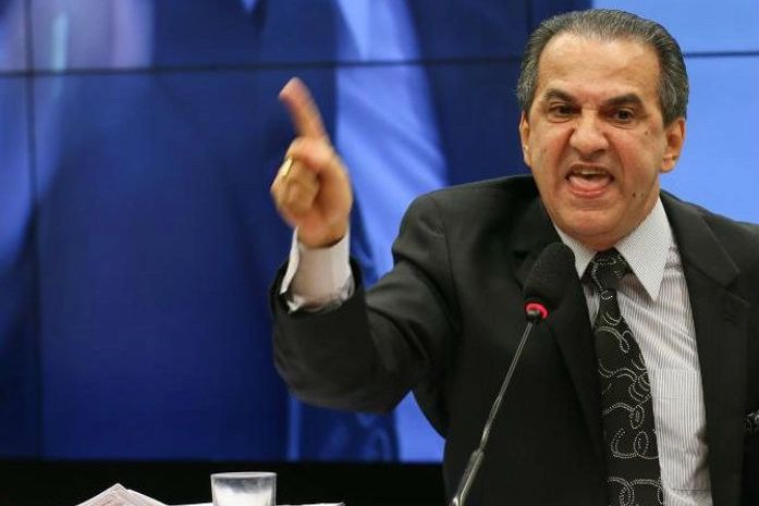 Silas Malafaia: “A hipocrisia é uma miséria!”. É verdade, pastor. Aprende com isso, então!