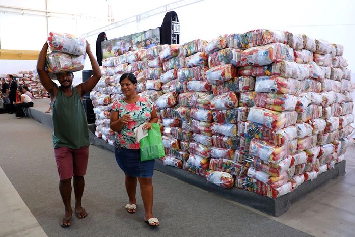 Cestas nutricionais marcam recomeço para famílias vulneráveis