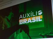 Calendário de pagamento do Auxílio Brasil do mês de junho termina nesta quinta (30)