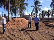 Prefeito Henrique Madeira visita local onde será construída uma nova creche