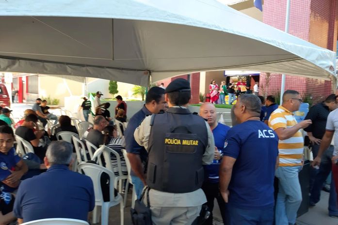 Sindicatos e servidores realizam ato em alusão à queda do governo Suruagy