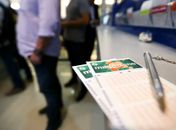 Mega-Sena acumula novamente e prêmio principal vai para R$ 55 milhões