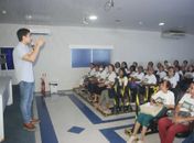 Tremores: quando o sintoma é comum e quando pode indicar doença neurológica
