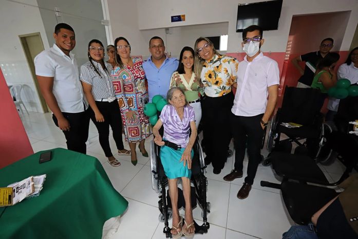 Mais 12 pessoas são contempladas com cadeiras de rodas em Lagoa da Canoa