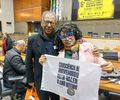 

No Congresso Internacional, em Porto Alegre, esta ativista conheceu um dos ícones do Grupo Palmares, que idealizou o Dia Nacional da Consciência Negra. Quanta honra!

