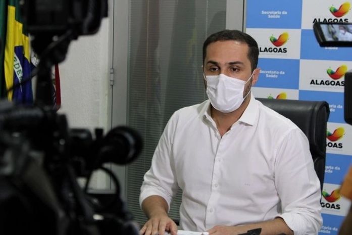 O perigoso cargo de secretário de Saúde