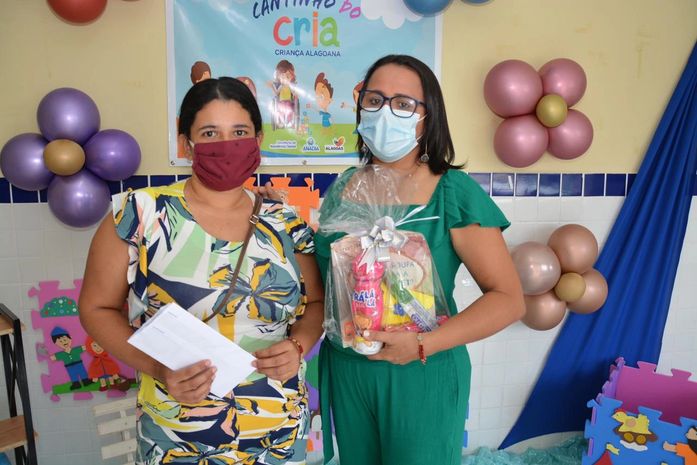 Prefeitura de Anadia realiza lançamento do Programa Cria e entrega cartões para 74 gestantes