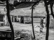 Fotógrafos lançam neste domingo exposição sobre o cotidiano urbano da periferia quanto ao acesso à água