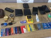 Materiais apreendidos com organização criminosa
