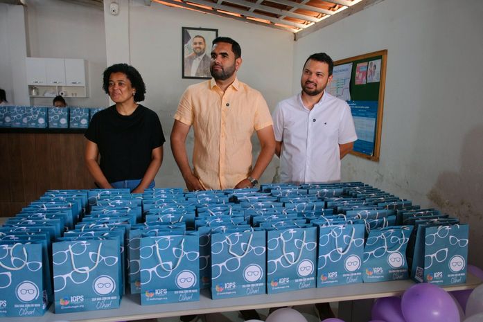 Mais saúde para todos: Prefeitura de Piranhas entrega 100 óculos por meio do Programa Qualidade no Olhar