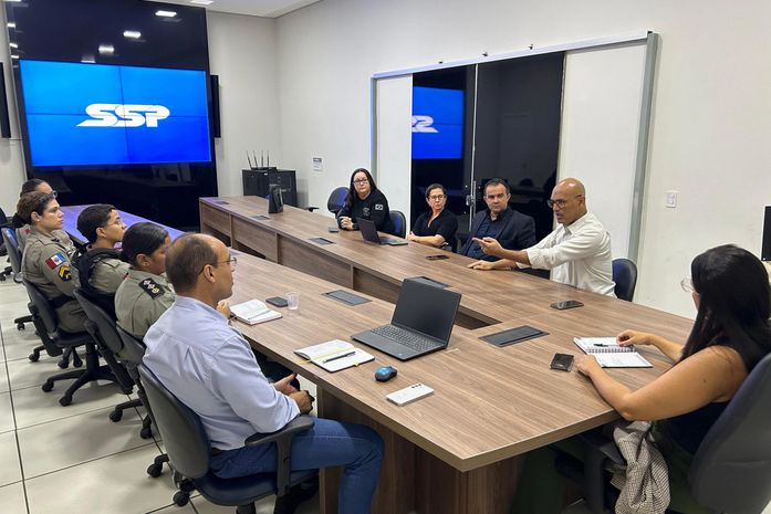 SSP avalia implantar monitoramento de agressores de mulheres por tornozeleiras em Alagoas
