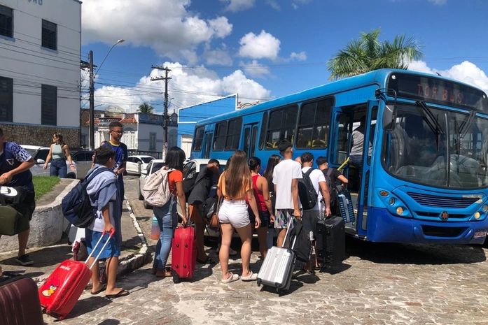 Prefeitura de Penedo viabiliza apoio logístico para estudantes participarem do Jeal 2023