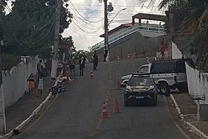 Colisão entre camioneta desgovernada, e motocicleta deixa dois mortos na ladeira do Goiti em Palmeira dos Índios