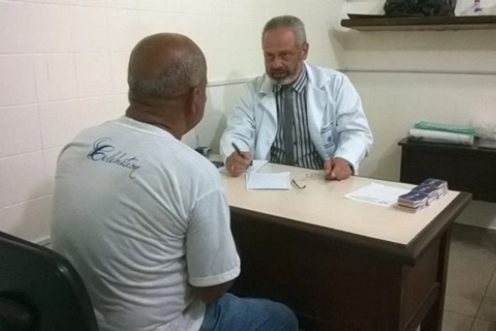 Mário Ronalsa, urologista