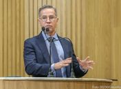 ‘Virou uma favela’: diz vereador de Aracaju sobre orla de Maceió em sessão na Câmara
