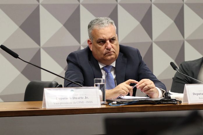 Alfredo Gaspar dispara para Careca do INSS: “se o Brasil tivesse uma pena perpétua ou uma pena de morte, o senhor seria um sério candidato”