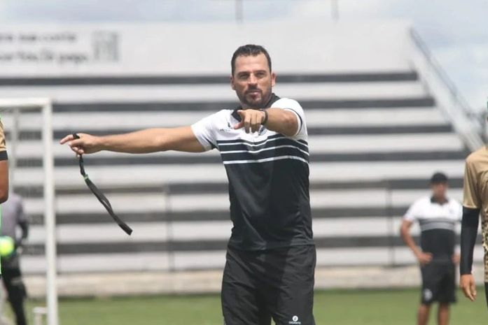 Técnico do Asa é apresentado e inicia atividades com jogadores
