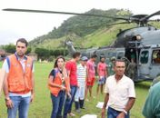 Com apoio da Força Aérea Brasileira, prefeitura de Santana de Mundaú leva mantimentos e medicamentos à comunidade