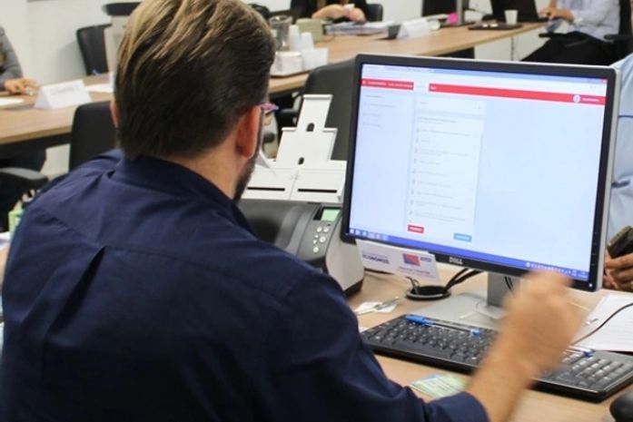 Aposentados e pensionistas devem fazer recadastramento