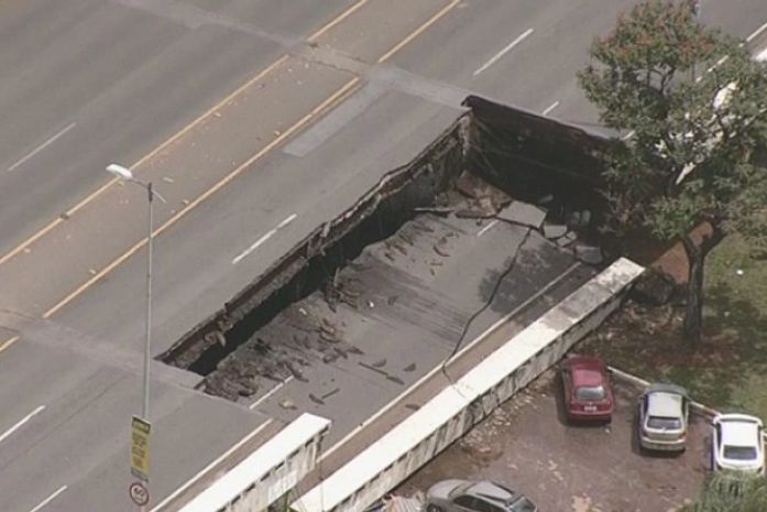 Viaduto desaba no centro de Brasília; de acordo com os bombeiros, acidente não deixou feridos