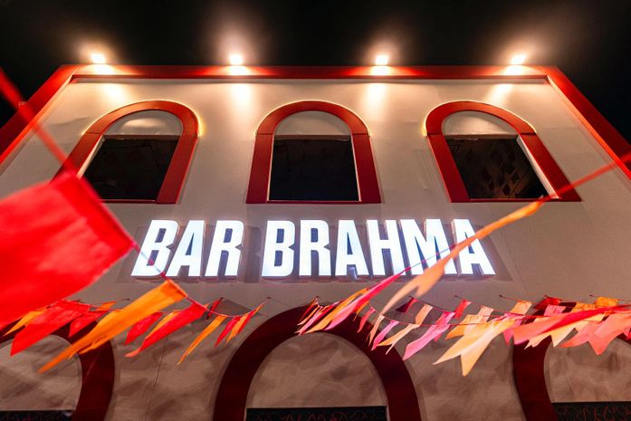 Bar inspirado no Auto da Compadecida marca presença de Brahma no Maior São João do Planeta em Maracanaú