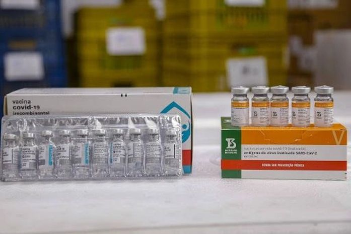 Imunizado recebeu primeira da vacinas da CoronaVac  a segunda da AstraZenece, ou vice-versa.