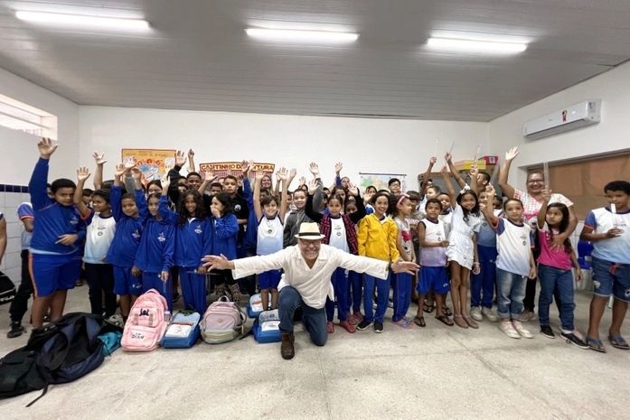 Projeto leva Literatura a estudantes de 30 escolas da rede municipal de Maceió