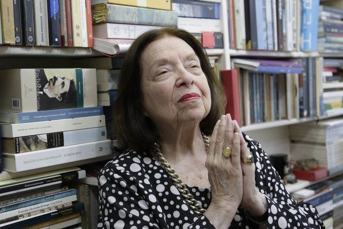 Nélida Piñon, primeira mulher a presidir a Academia Brasileira de Letras, morre aos 85 anos