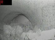 Rede de drenagem tamponada por tubulação de esgoto da Sanama