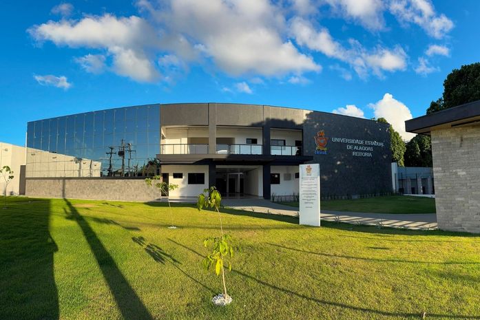 Uneal adere ao Mestrado Profissional em Processos e Tecnologias Educacionais