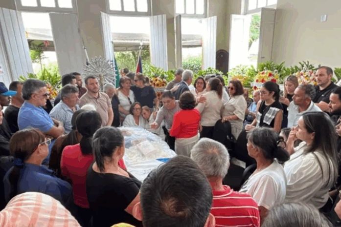 Velório do ex-prefeito de Quebrangulo, Marcelo Lima, reúne familiares, amigos e autoridades em clima de comoção