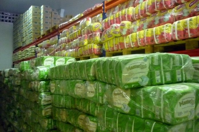 Central de Abastecimento recebe estoque de fraldas 