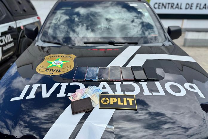 Homem é flagrado com sete celulares roubados na Feira do Rato, em Maceió