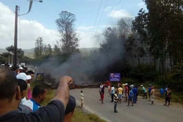 Protesto de moradores em Boca da Mata