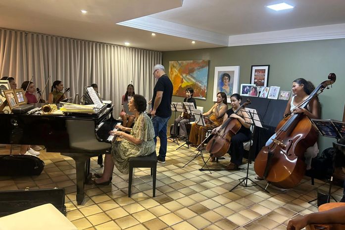 Governo de Alagoas promove o espetáculo “Mulheres em Cena – Entre Flores e Delicadezas”