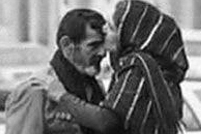 “Não diga a ninguém que seu pai é gari,eles vão rir de você.”-disse o homem para filha.