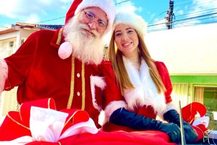 Parada de Natal enche as ruas de Palmeira de cores, luzes e magia