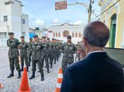 Prefeito Ronaldo Lopes lança o Programa Bolsa Atirador durante solenidade no Tiro de Guerra de Penedo