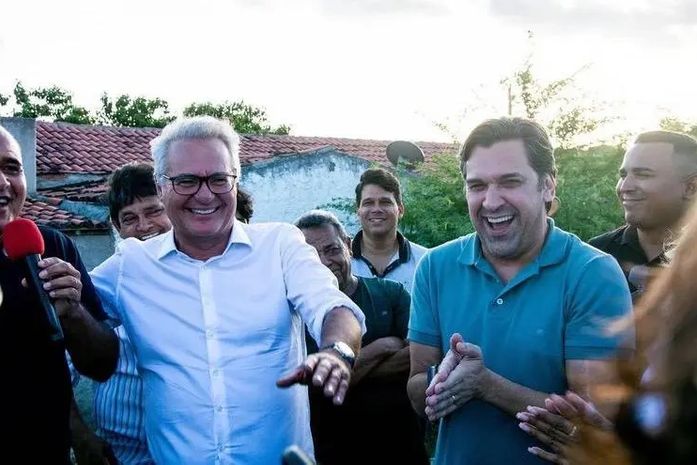 Prefeito sertanejo recebe Renan Calheiros e Isnaldo Bulhões para mostrar obras de seu governo