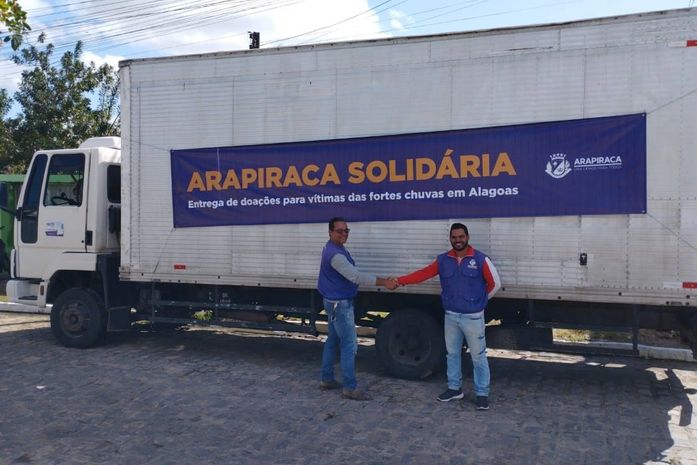 Prefeitura de Arapiraca inicia entrega de donativos paras vítimas das enchentes em AL