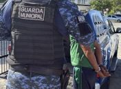 Suspeito de envolvimento em homicídio e com histórico de roubos é preso em Maceió