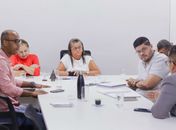 Prefeita se reúne com equipe da prefeitura para cobrar melhorias na Saúde
