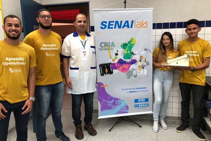 Aprendizes de Operação de Planta fazem protótipo de transportador de correia