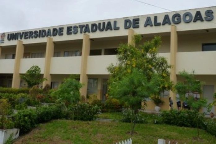 Rota de colisão na Uneal entre Reitor e vice