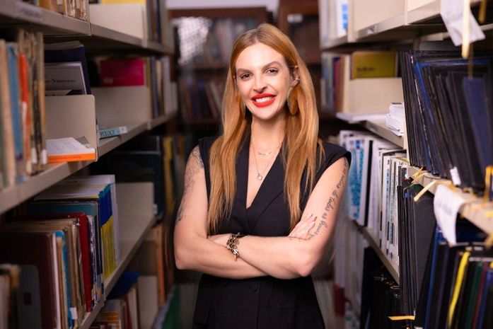 Professora da Ufal ganha prêmio com trabalho de matemática antirracista