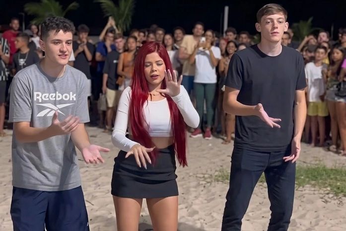 "Farmar aura": o que significa a gíria que viralizou entre os jovens e o que ela revela sobre a busca por aceitação