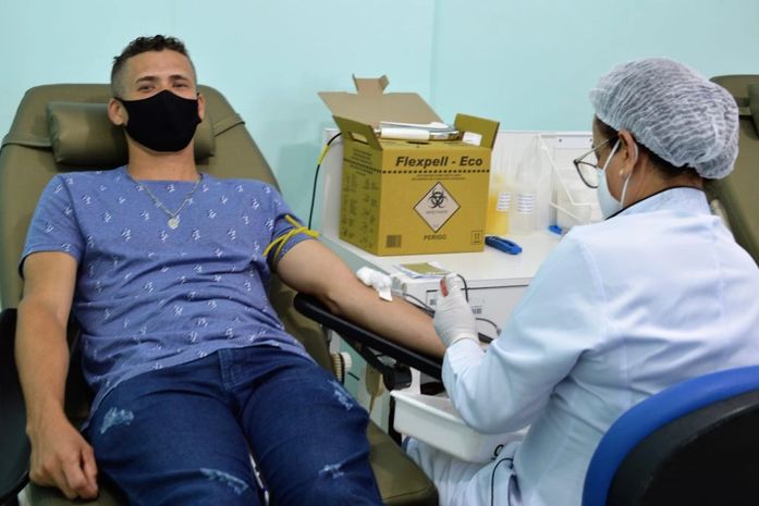 Doação de sangue no Hemoal