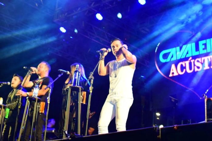 Cavaleiros do Forró e Willy Vaqueiro encerram primeira noite de apresentações no Bom Jesus 2020