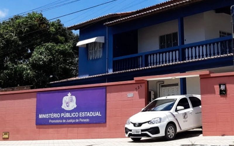 
Ministério Público representa autoridades municipais de Penedo por contratação irregular de artista que custou R$ 200 mil