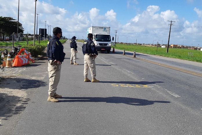 PRF prende cinco pessoas durante o fim de semana em Alagoas